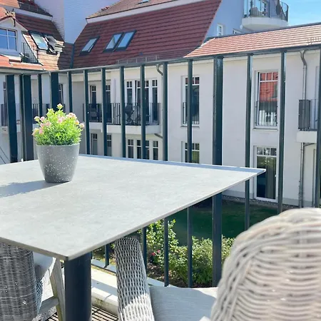 Apartament Baltischer Hof 40 *
